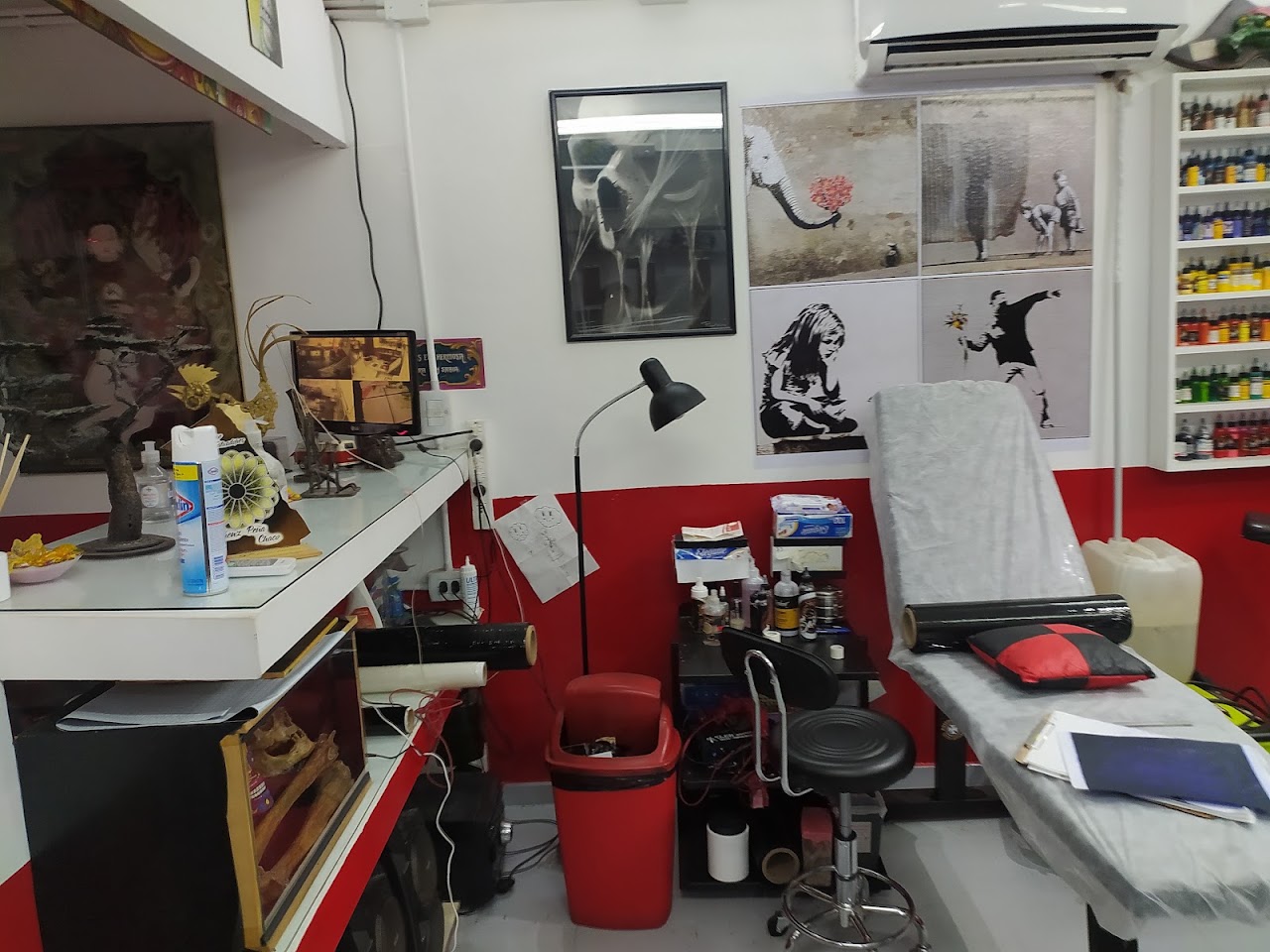 Interior del estudio de tatuajes